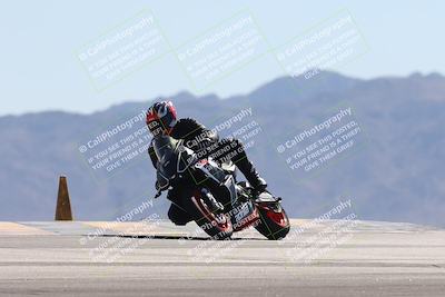 media/Oct-13-2025-Moto Forza (Mon) [[a66d839500]]/3-B Group/Session 4 (Turn 9)/